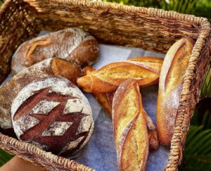 Authentic-French-Bread-Pastry_Cest-La-Vie_Lakewood-Ranch